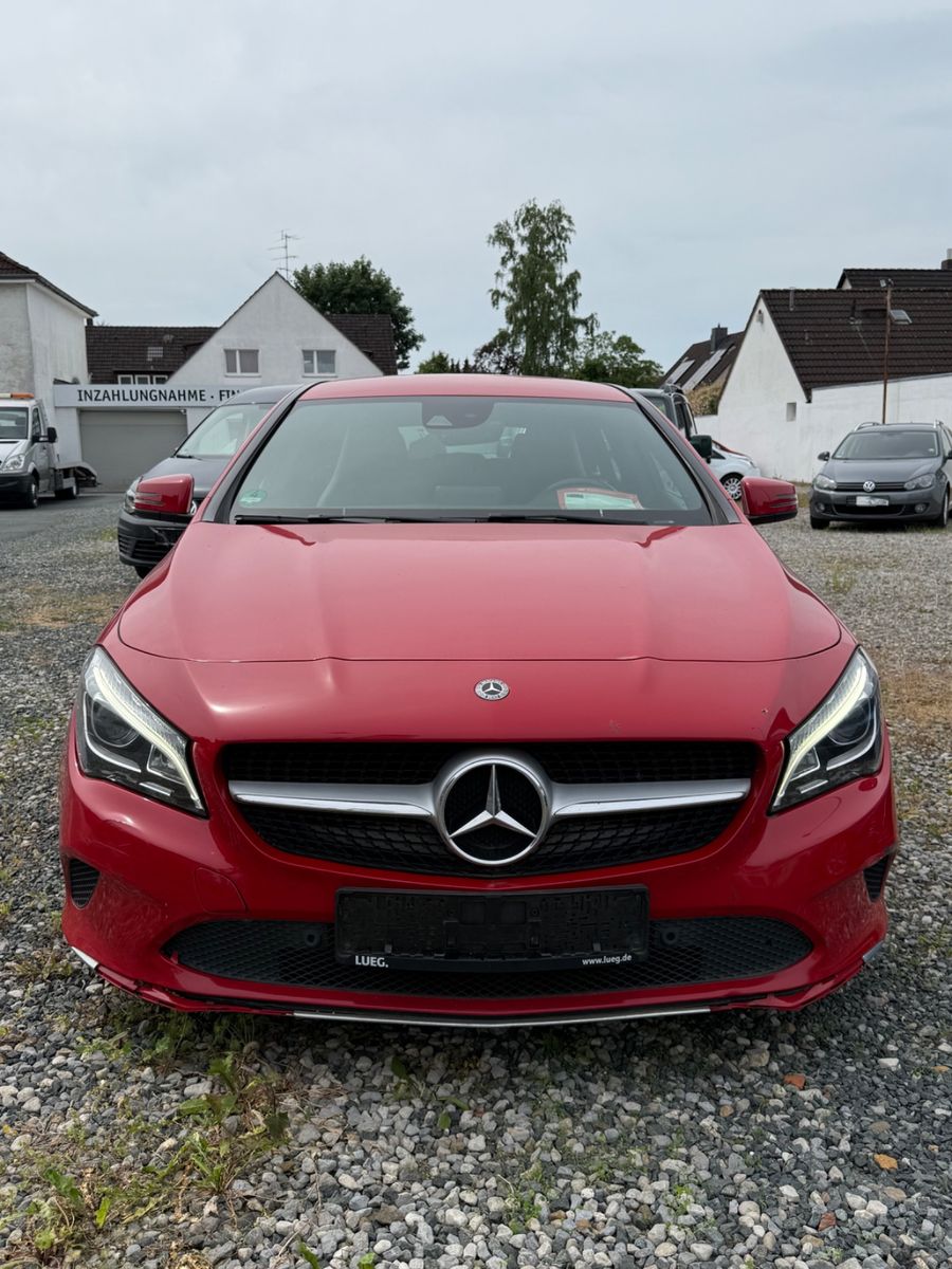CLA 220d Shooting Brake Automatik|Navi|Shz|