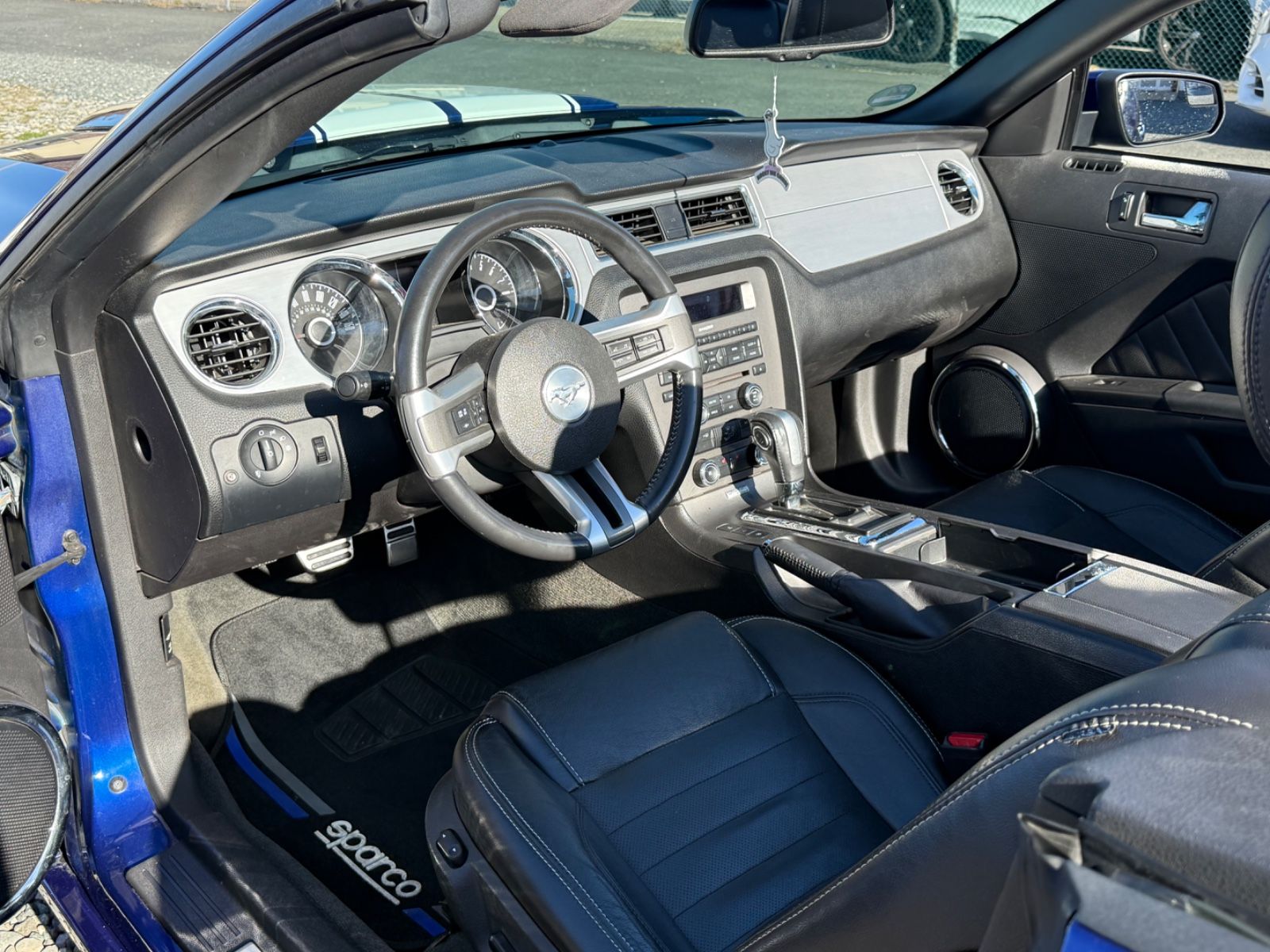 Mustang 3.7 Cabrio|Kamera|Tüv 04/2028|Xenon|