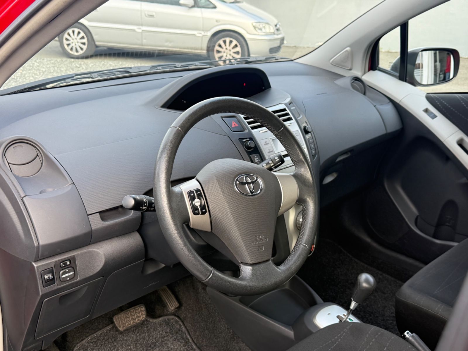 Yaris Team 1.3 13Tkm*Automatik*Tüv 05-2027